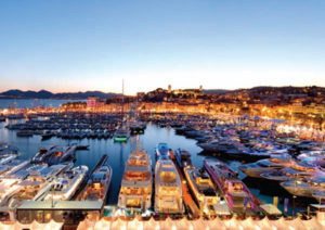 Soiree-entreprise-Yacht-Cote-d-Azur
